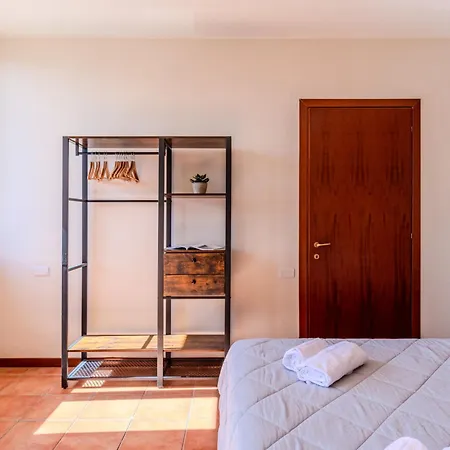 Piazza San Giuseppe-8 By Interhome *